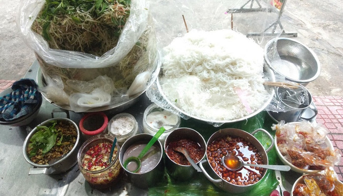 Thu Hà - Bún Hến & Cơm Hến