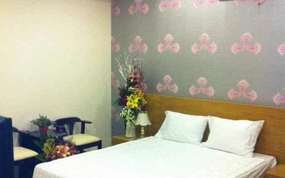 Khách Sạn Sơn Nhi