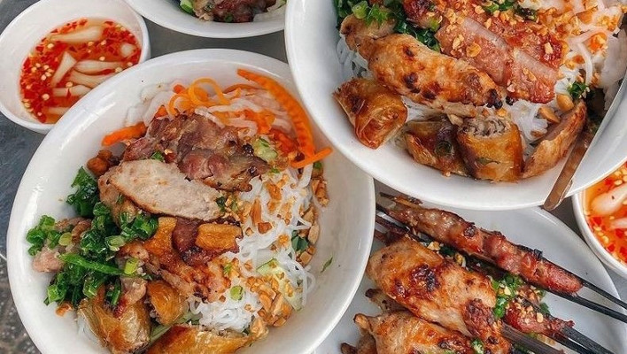 Hana Food - Nem Lụi & Bún Thịt Nướng - Hoàng Thị Loan