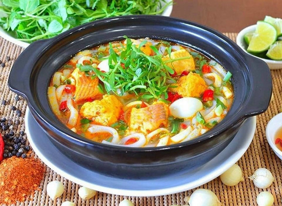 Bánh Canh Cá Lóc - Quán 68 - Thống Nhất