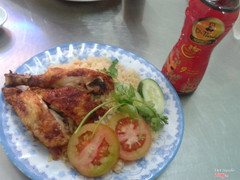 Cơm gà xối mỡ