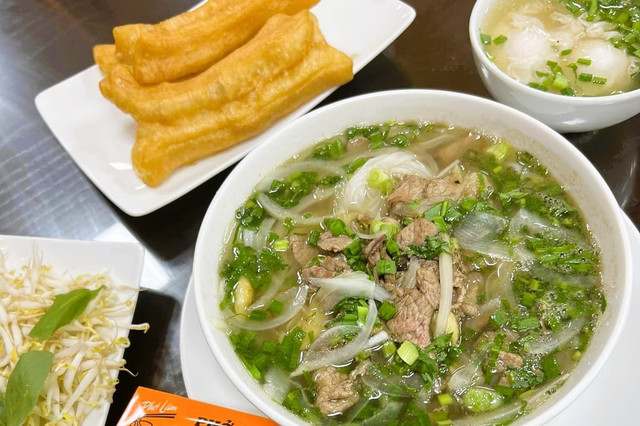 Phở Lâm Lý Quốc Sư - Số 1 Mai Xuân Thưởng