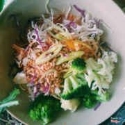 Salad tự trộn