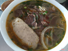 bún bò chả
