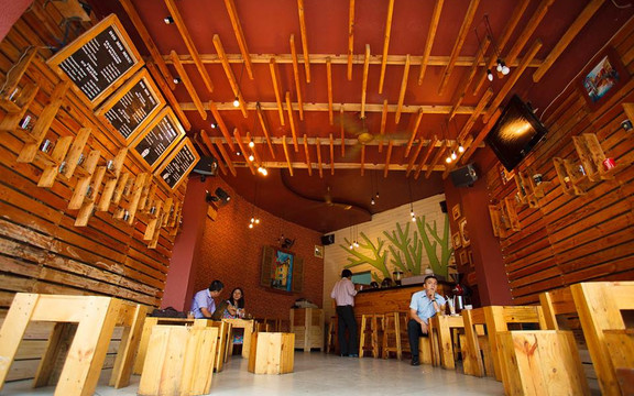 Dio Mio Cafe - Công Trường Quốc Tế