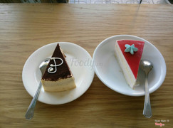 Tiramisu và Strawberry cheese