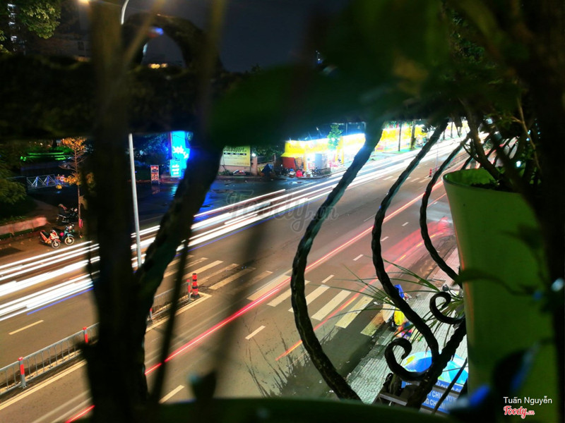 Đường Ba tháng hai
