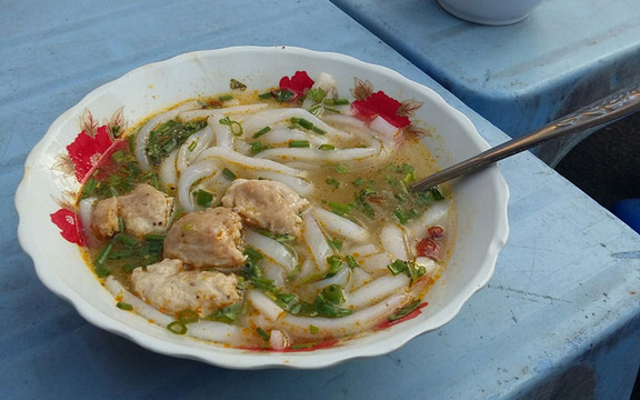 Bánh Canh, Bánh Bèo & Bánh Bột Lọc