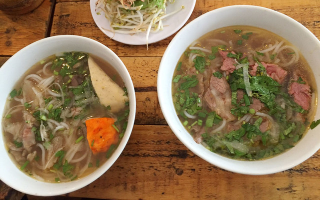 Ngô Đồng - Phở Bò & Bún Riêu Cua