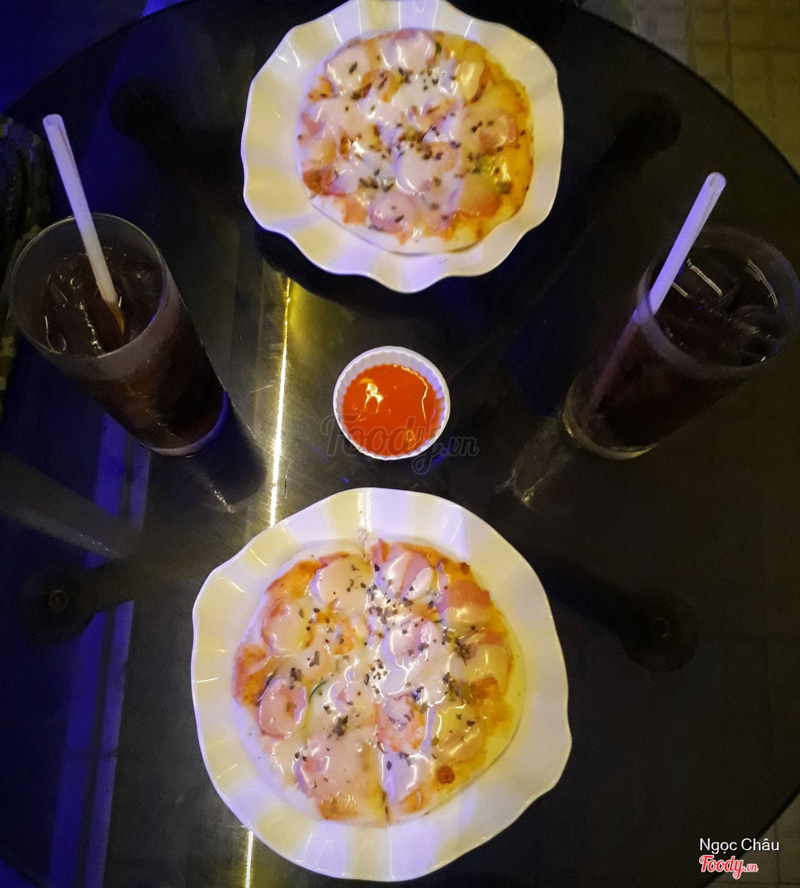 Pizza và nước ngọt