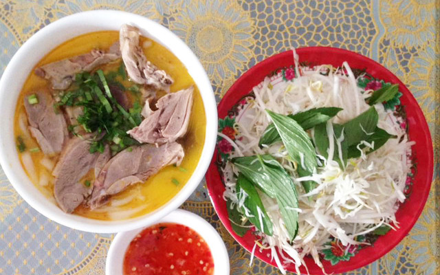 Bánh Canh Vịt - Chợ Thạnh Trị