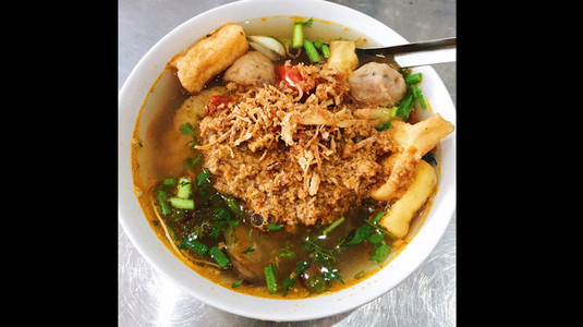 Một trong số ít quán bún riêu ở Hải Dương