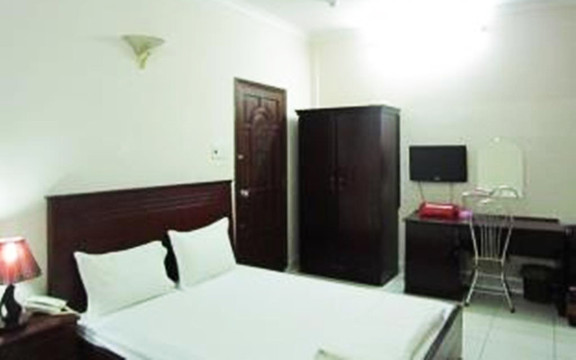 Lê Vi Hotel
