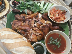 Gà nướng sốt tiên xanh