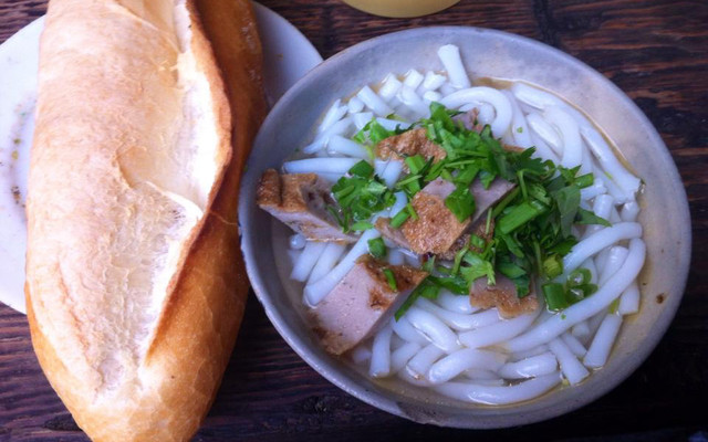 Bánh Canh Cứu Đói