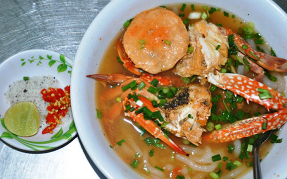 Bánh Canh Ghẹ - Bến Bình Đông