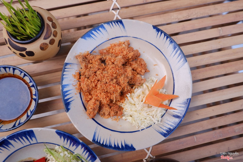 Sụn gà rang muối Hong Kong tôm khô