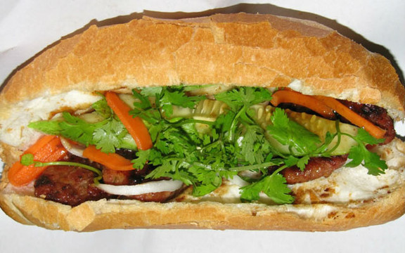 Bánh Mì Thịt 8.000đ