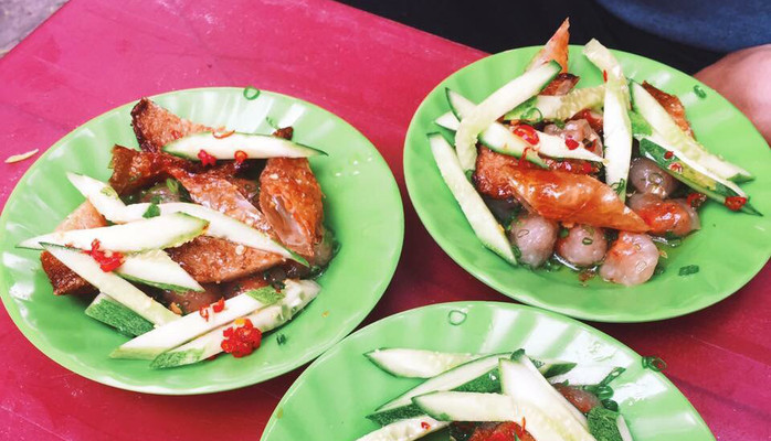 Bánh Quai Vạc & Bánh Mì Chả Cá