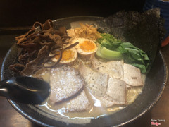 Tonkotsu shoyu ramen