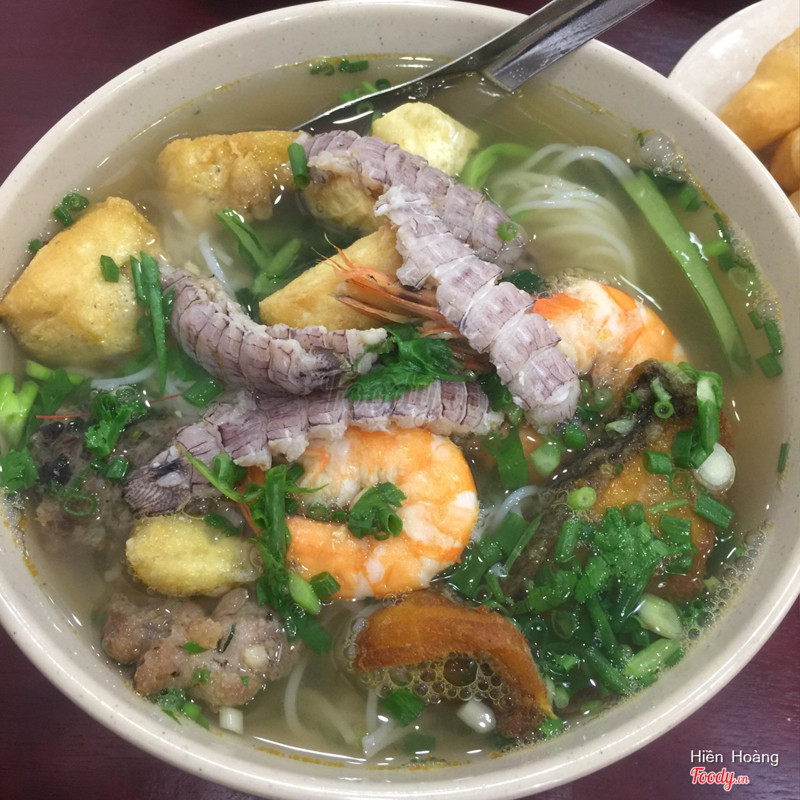 bún hải sản