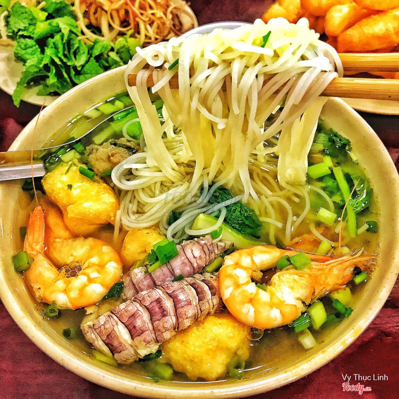 bún hải sản