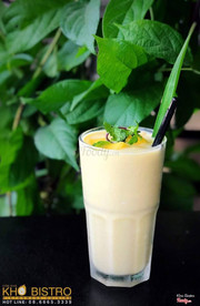 Mango/ Pineapple smoothie 42k