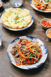 Sauteed beef with bell pepper 89k
