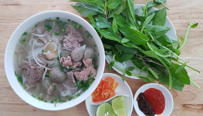 Quang Sáng - Phở Bò