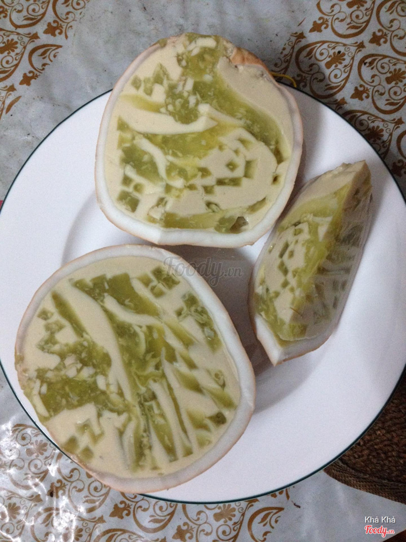 Bánh flan trái dừa