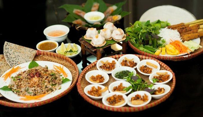 Nhà Hàng Xứ Huế - Việt Hưng