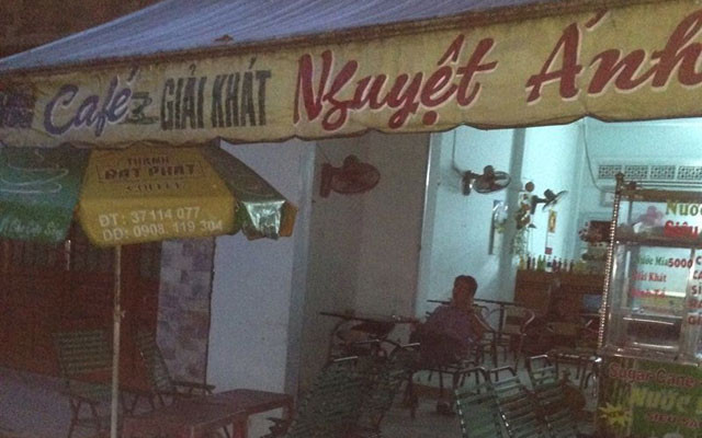 Nguyệt Ánh Cafe 