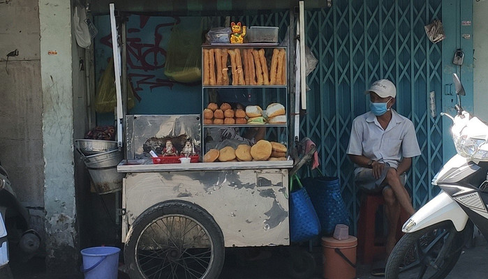 Bánh Bao Chiên Chú Phú - Ngô Tất Tố