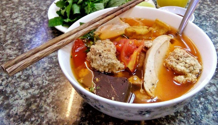 Quán Bún Riêu Bà Dú - Nguyễn Văn Cừ