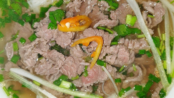 Cô Hiên Bánh Đa Phở Bò - Hùng Duệ Vương