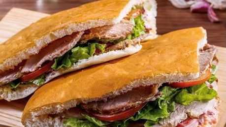 Bánh Mì Kẹp Thịt Doner Kebab - Nguyễn Hoàng