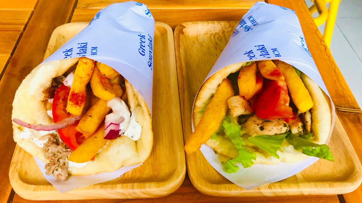 Greek Souvlaki Fast Food - Bánh Mì Hy Lạp