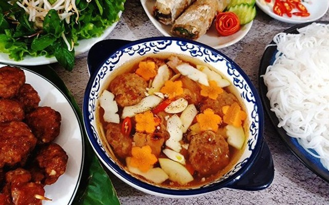 Bún Chả Hà Nội Sông Hồng - Đường 11