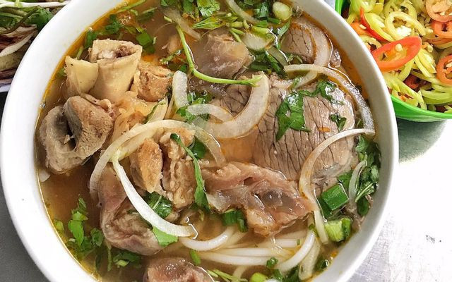 Mỳ Quảng, Bún Bò & Bún Măng Gà - 01 Huỳnh Tấn Phát