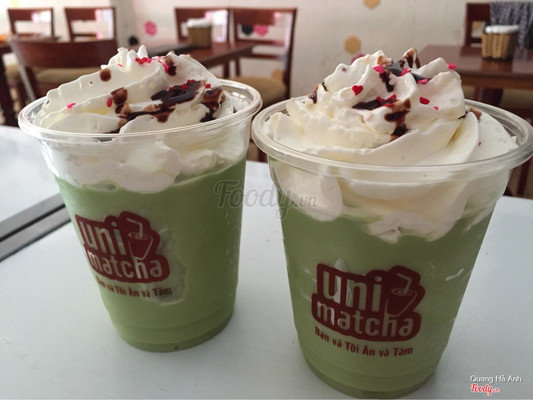 Matcha socola phủ kem tươi - 23.000đ
