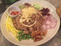 cơm chiên mắm kapi