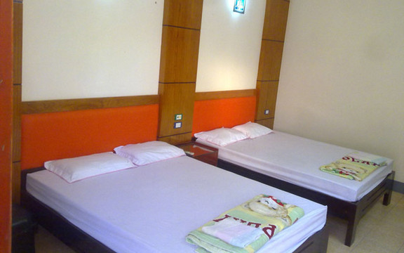 Loan Anh 2 Hotel - Nguyễn Tất Thành