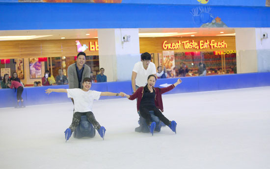 Sân Trượt Băng Vinpearlland Ice Rink - Vincom Biên Hòa