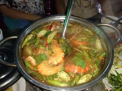 Lâu tôm khá rẻ, nước nêm đậm vị