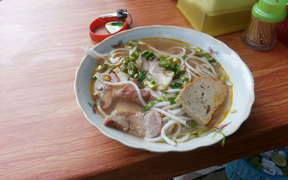 Bún Bò Huế - Nguyễn Khuyến