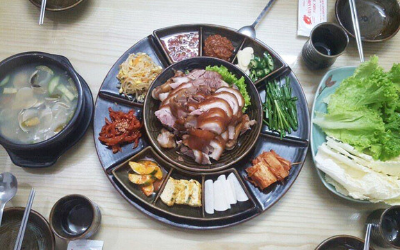 Kotjokbal - Chân Giò Hàn Quốc