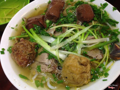 Bún bò huế
