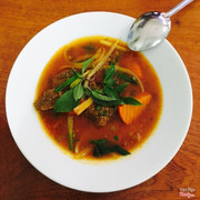 Bò kho ốp la.