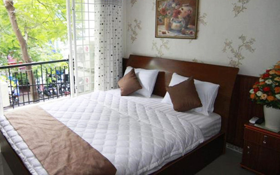 Anh Đào Guesthouse