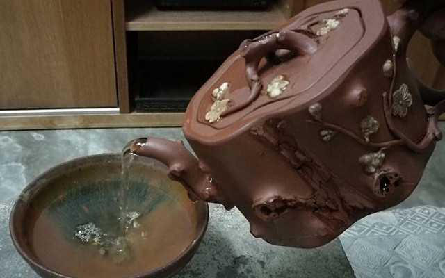 Quán Trà Lục Vũ